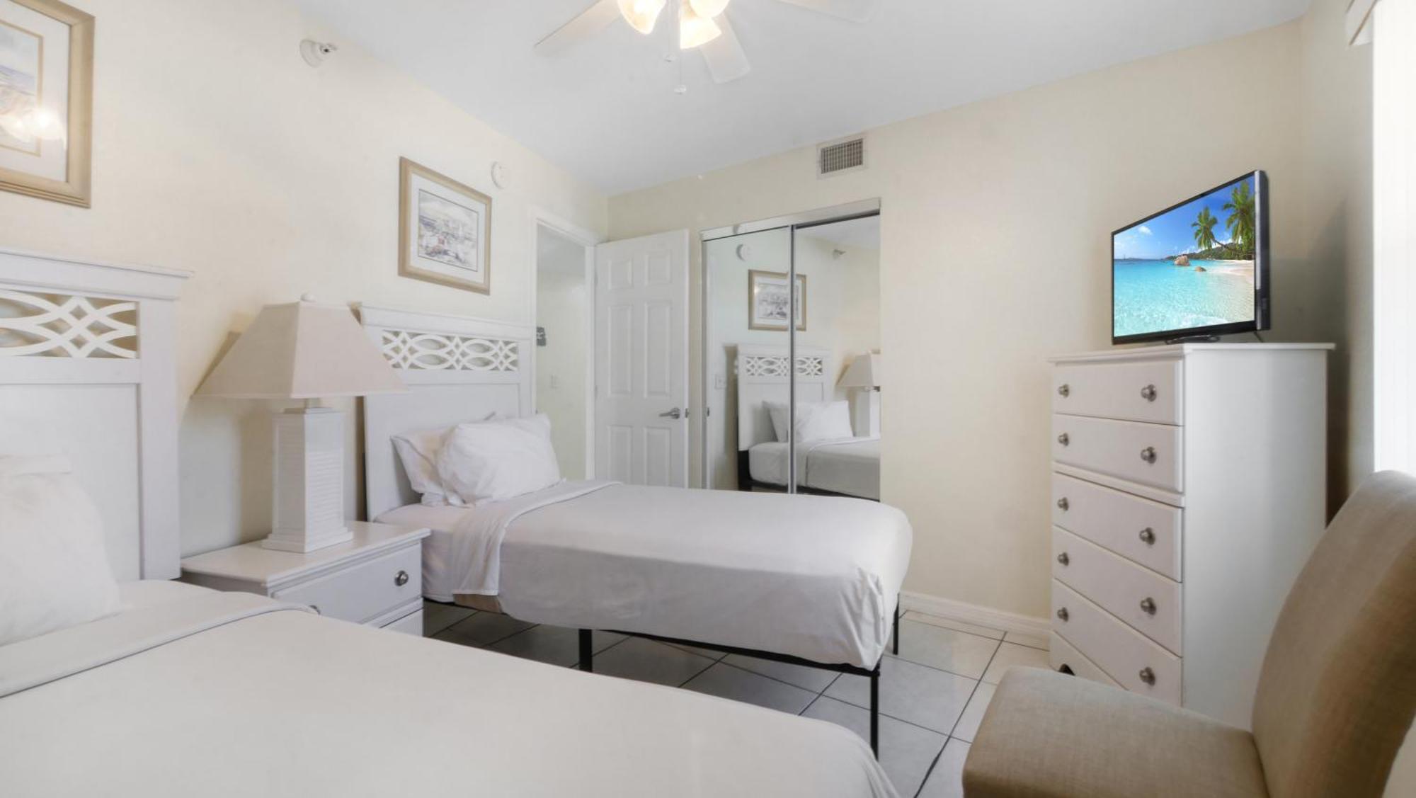 South Beach Oceanfront Resort St. Pete Beach Eksteriør bilde