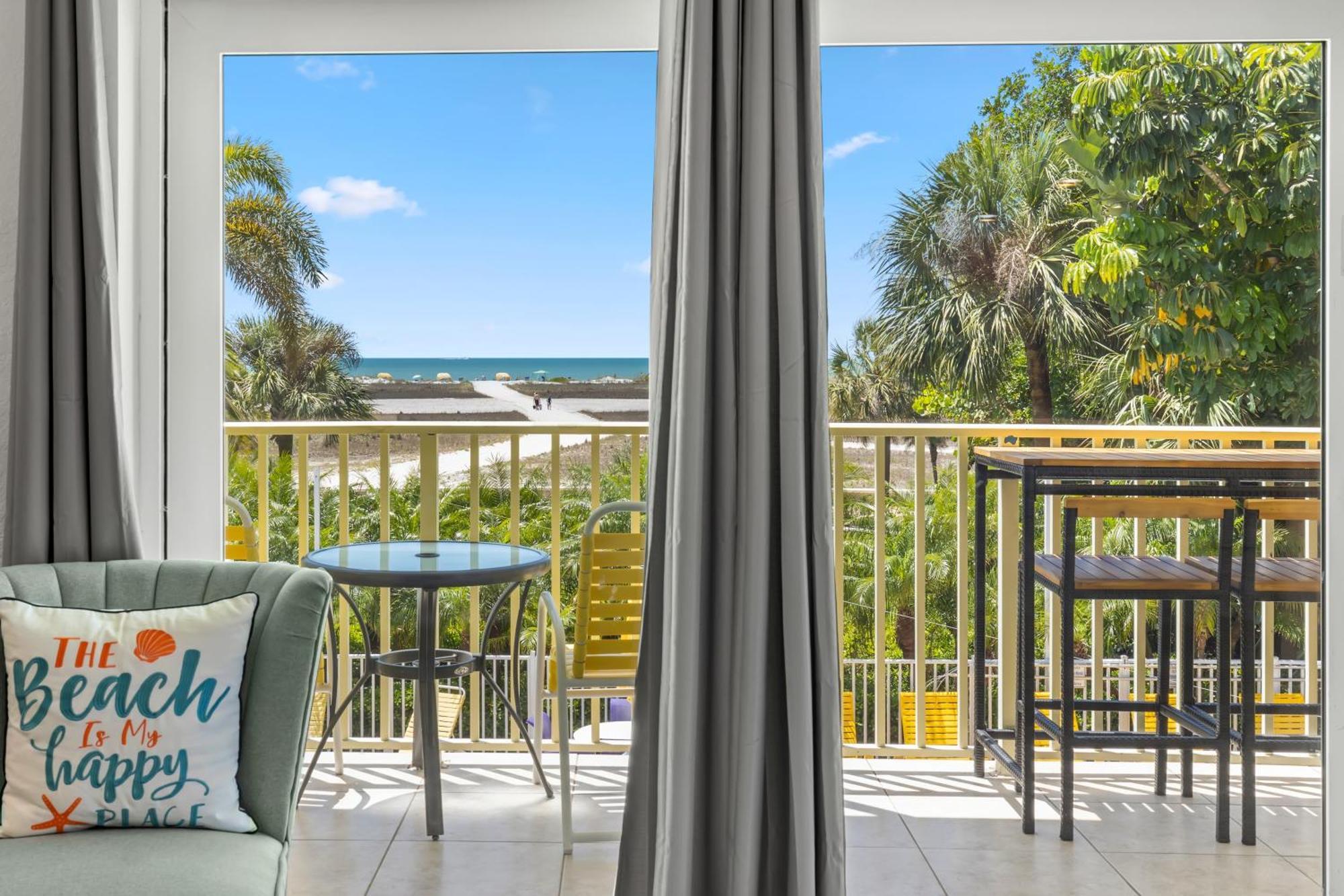 South Beach Oceanfront Resort St. Pete Beach Rom bilde
