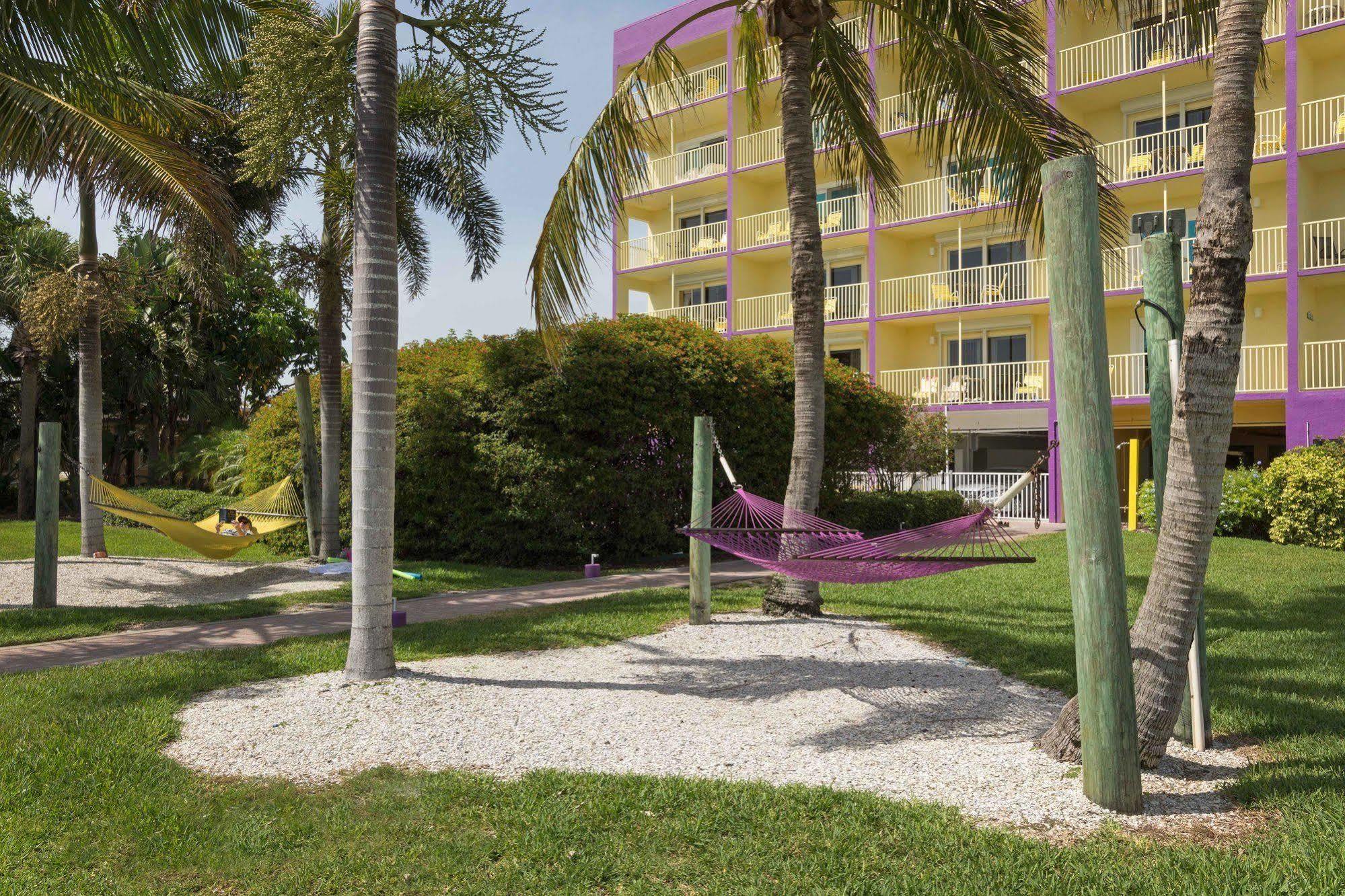 South Beach Oceanfront Resort St. Pete Beach Eksteriør bilde